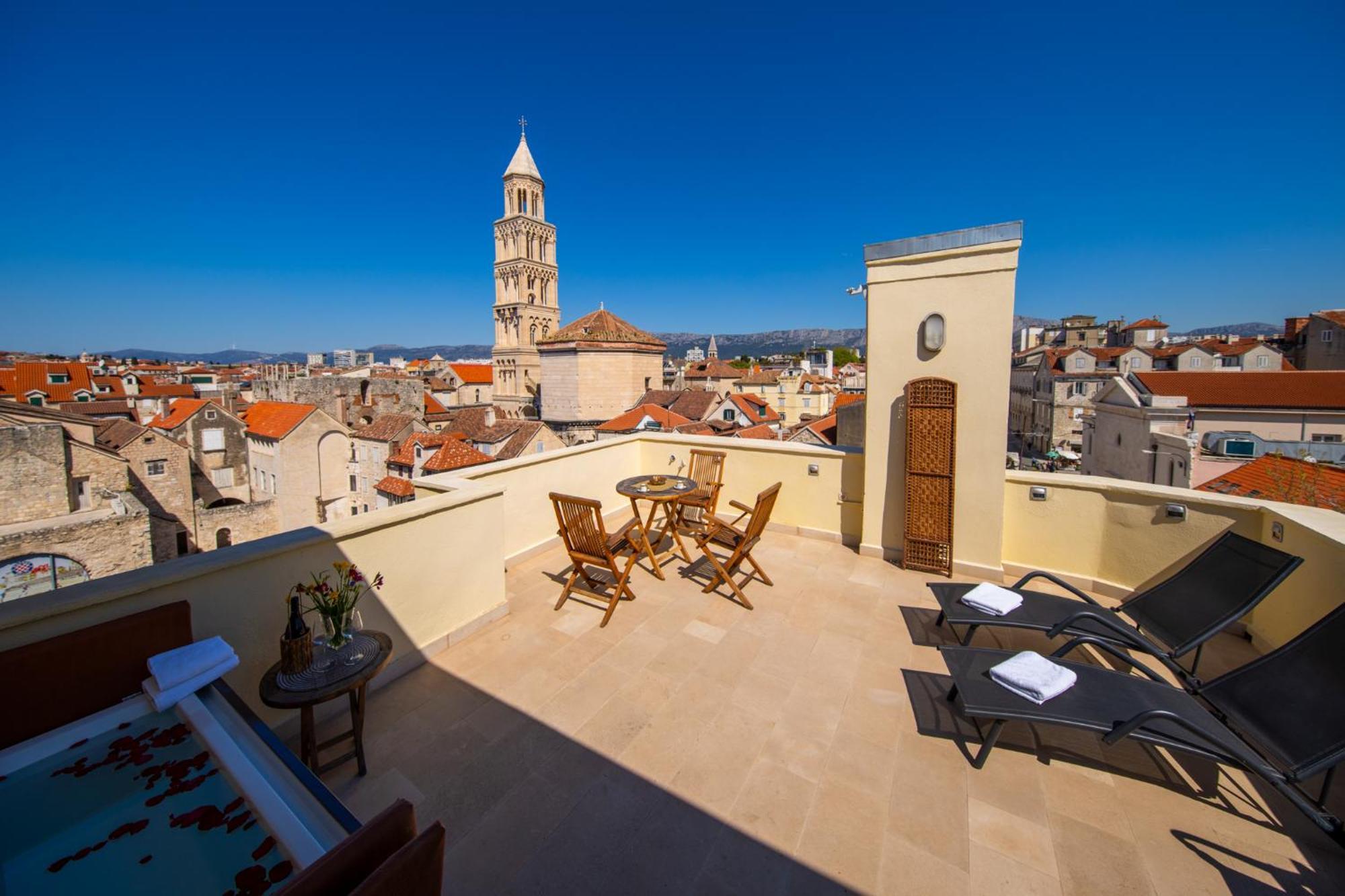 Terazza Grande In Diocletian Tower Apartment Split Ngoại thất bức ảnh